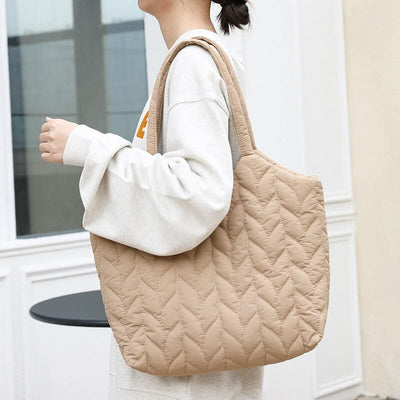 Women Casual Fashion Quilted Shoulder Bag