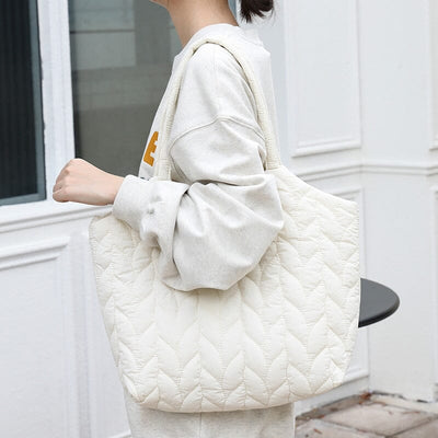 Women Casual Fashion Quilted Shoulder Bag