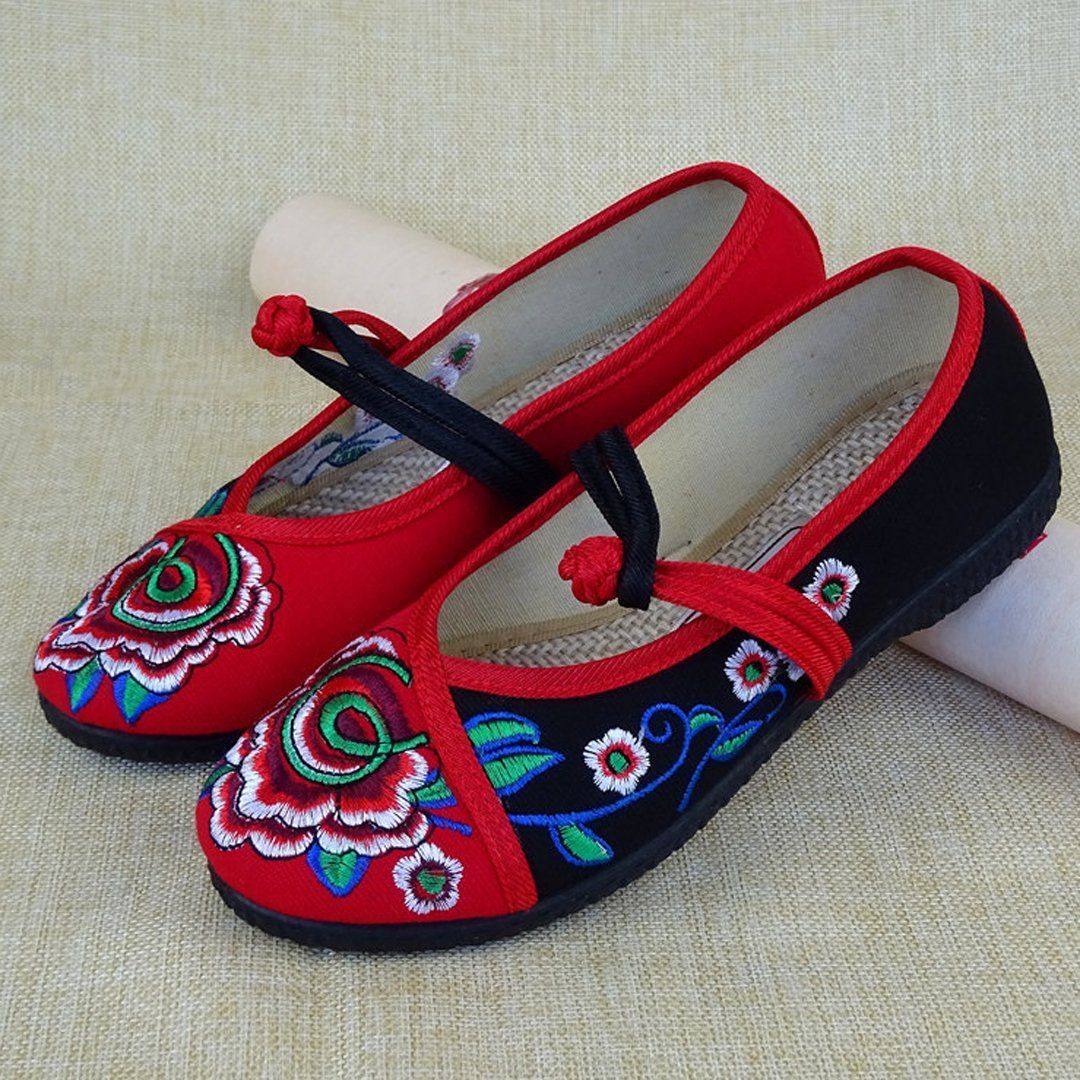 Babakud Embroidery Casual Cloth Shoes With Belts