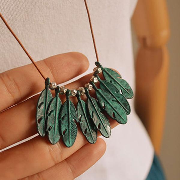 Ethnic Green Feather Tassel Pendant Necklace