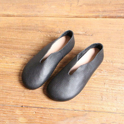 Retro Soft Leather Round Head Women Black Slip-on Shoes