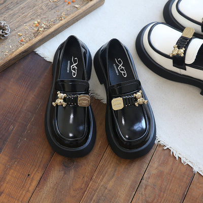 Spring Summer Retro Cowhide Round Head Fashion Bear Loafers Jun 2022 New Arrival 