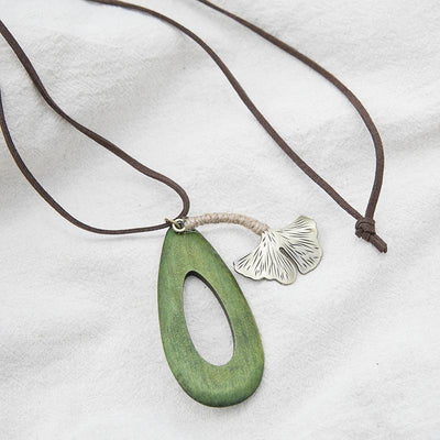 Vintage Exquisite Ginkgo Copper Green Drop Shape Pendant Necklace Jewelry 