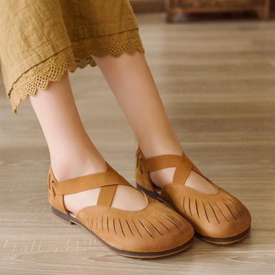 Vintage Leather Hollow Soft Bottom Women Sandals