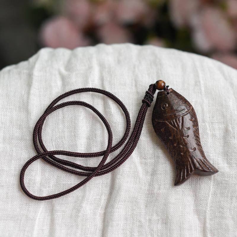 Wild Literary Retro Simple Wooden Fish Necklace oct 