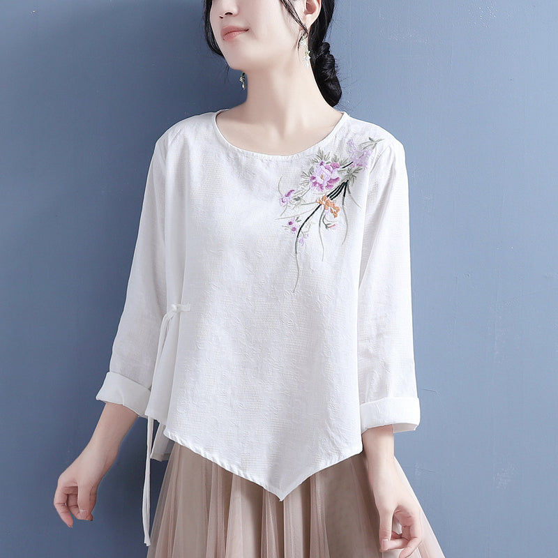 Women Autumn Retro Flower Embroidery T-Shirt Aug 2022 New Arrival One Size White 