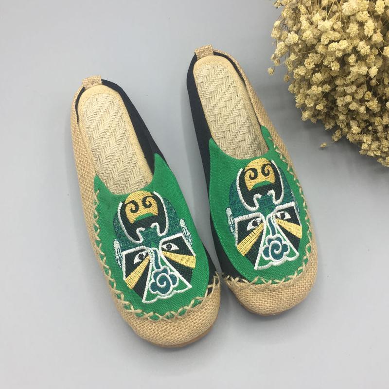 Women Peking Opera Facial Embroidered Casual Flats Home Slippers