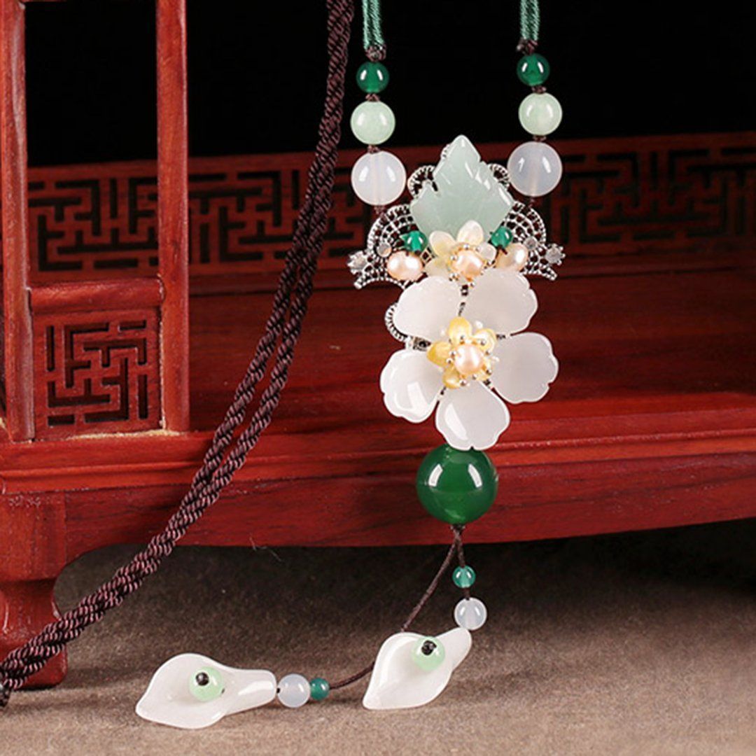 Women Retro Ornament Chain Simple Pendant Accessories Necklace