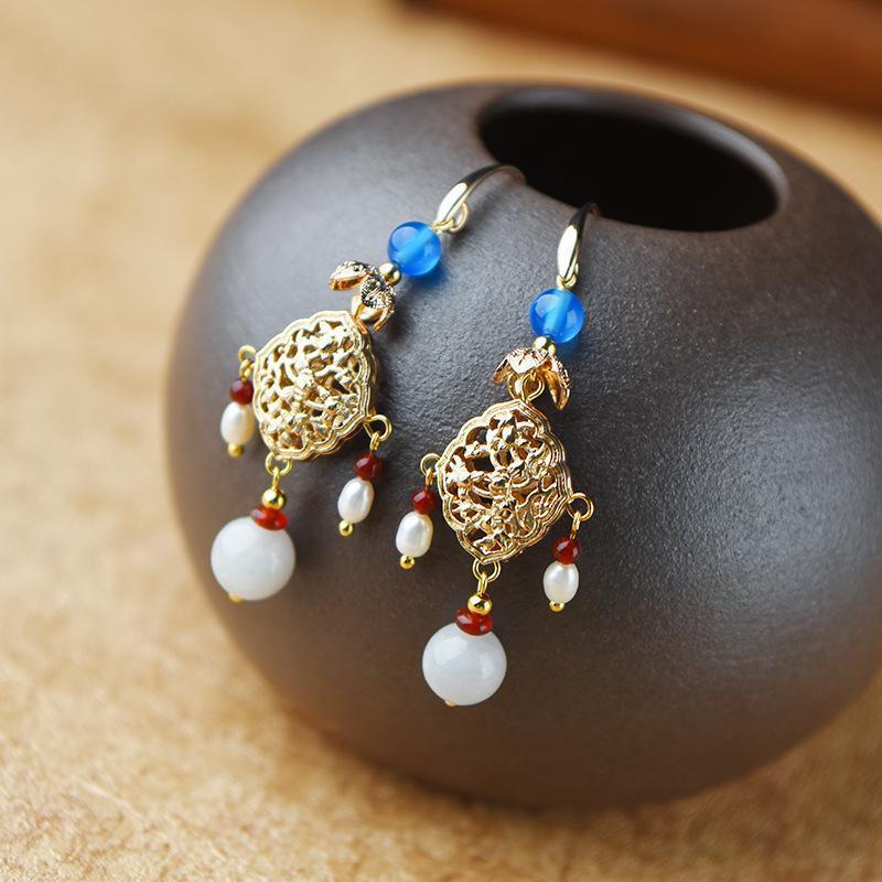 Women Retro Pearl Ethnic Diamond Earrings