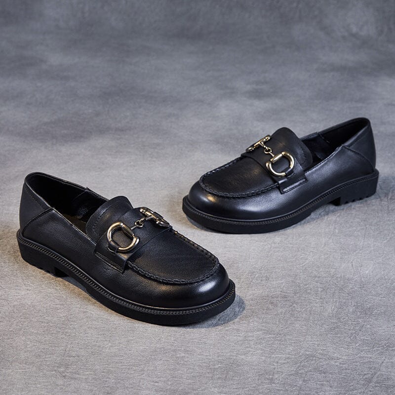 Women Retro Solid Leather Buckle Loafers