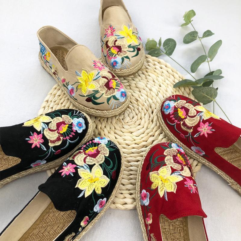 Women Slip On Floral Embroidered Breathable Casual Shoes