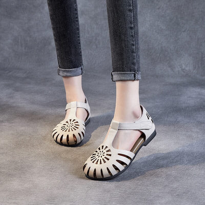 Women Soft Leather Retro Flat Casual Summer Sandals