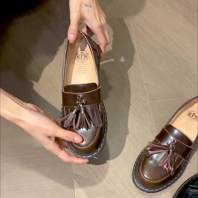 Women Retro Chunky Heel Tassel Leather Loafers