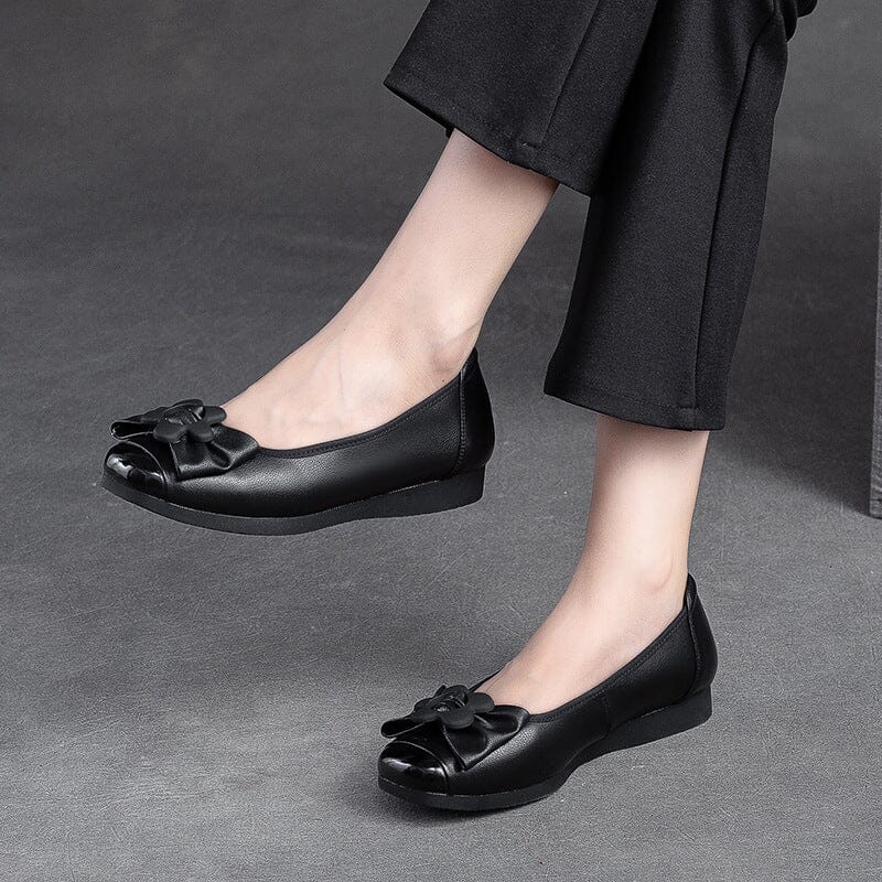 Women Summer Soft Leather Flat Casual Shoes