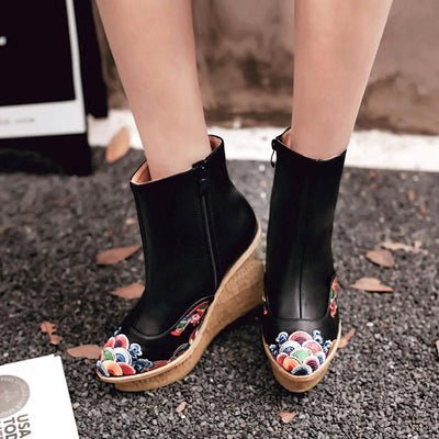 Women's Embroidered Retro Wedge Boots